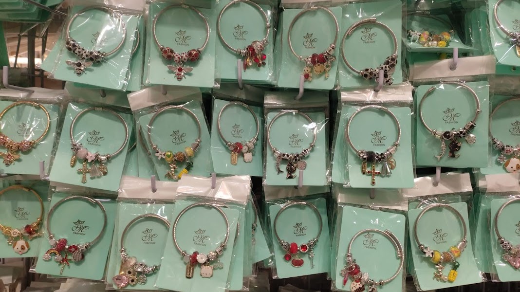 Acero y Joyería Long