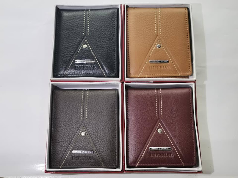 Carteras y Cinturón Just